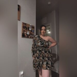 Floral One-Shoulder Ruffle Dress - Black/Brown